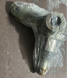 MANGO DE EJE DE DIRECCION DERECHO CATERPILLAR