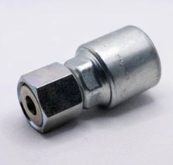 [6G-8FFORX] CRIMPABLE HEMBRA CARAPLANA #6 CONEXION A 1/2"