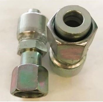 [4G-6FFORX] CRIMPABLE HEMBRA CARAPLANA #4 CONEXION A 3/8"