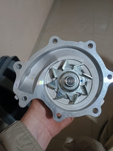 [90425-03160] BOMBA DE AGUA MITSU CATER 6 CILINDROS (BLANQUITA)