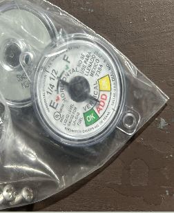 [CART1] CARATULA P/MEDIDOR ROSCADO CON TORNILLOS P/TANQUE DE